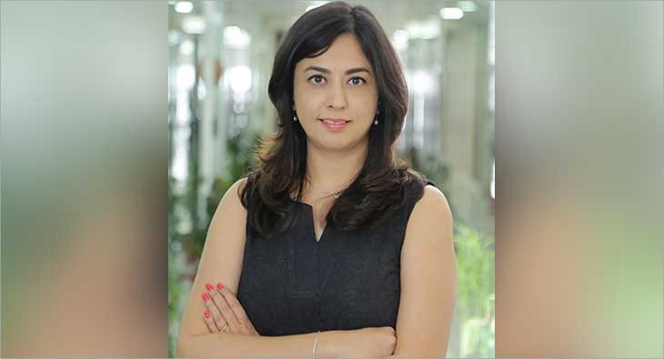 Sonali Malaviya Essence?blur=25