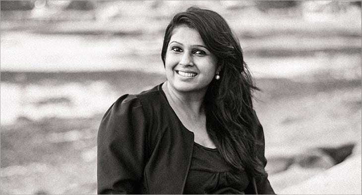 Komal Lath?blur=25