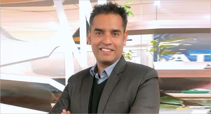 Mohit Srivastava?blur=25