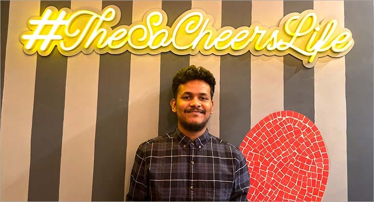 SoCheers?blur=25