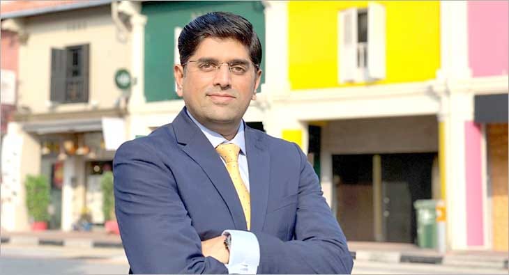 Abhinav Iyer , Muthoot Group?blur=25