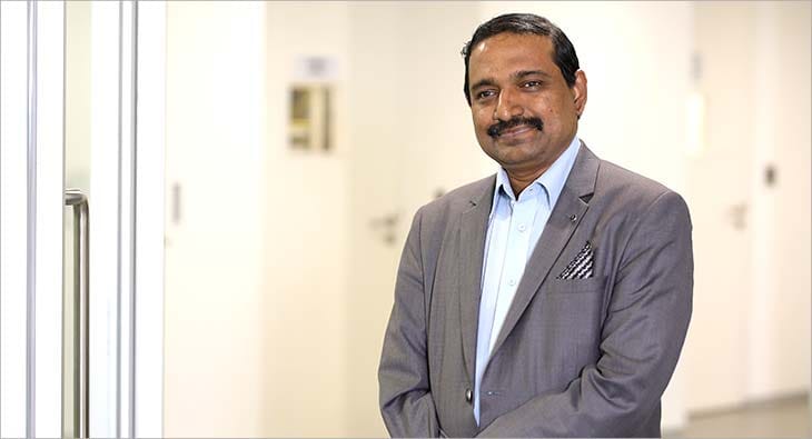 Suresh?blur=25