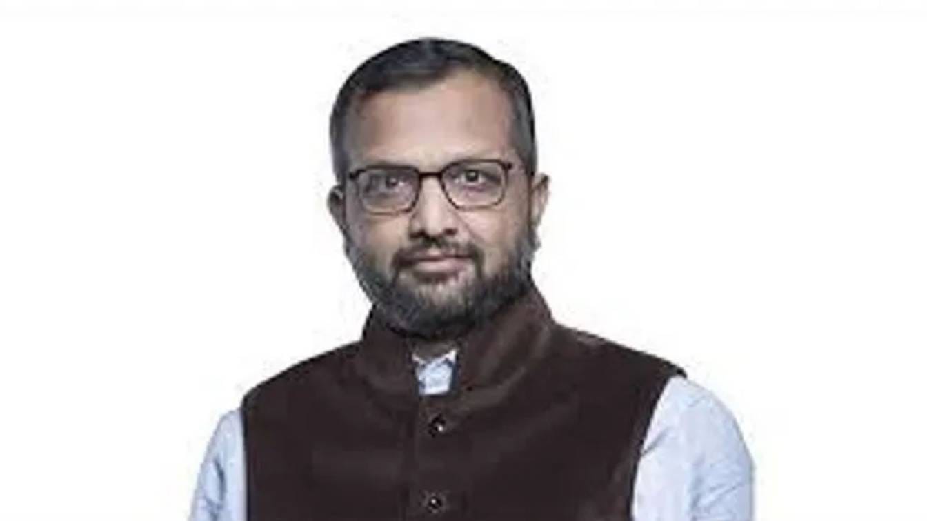 Milind Khandekar?blur=25