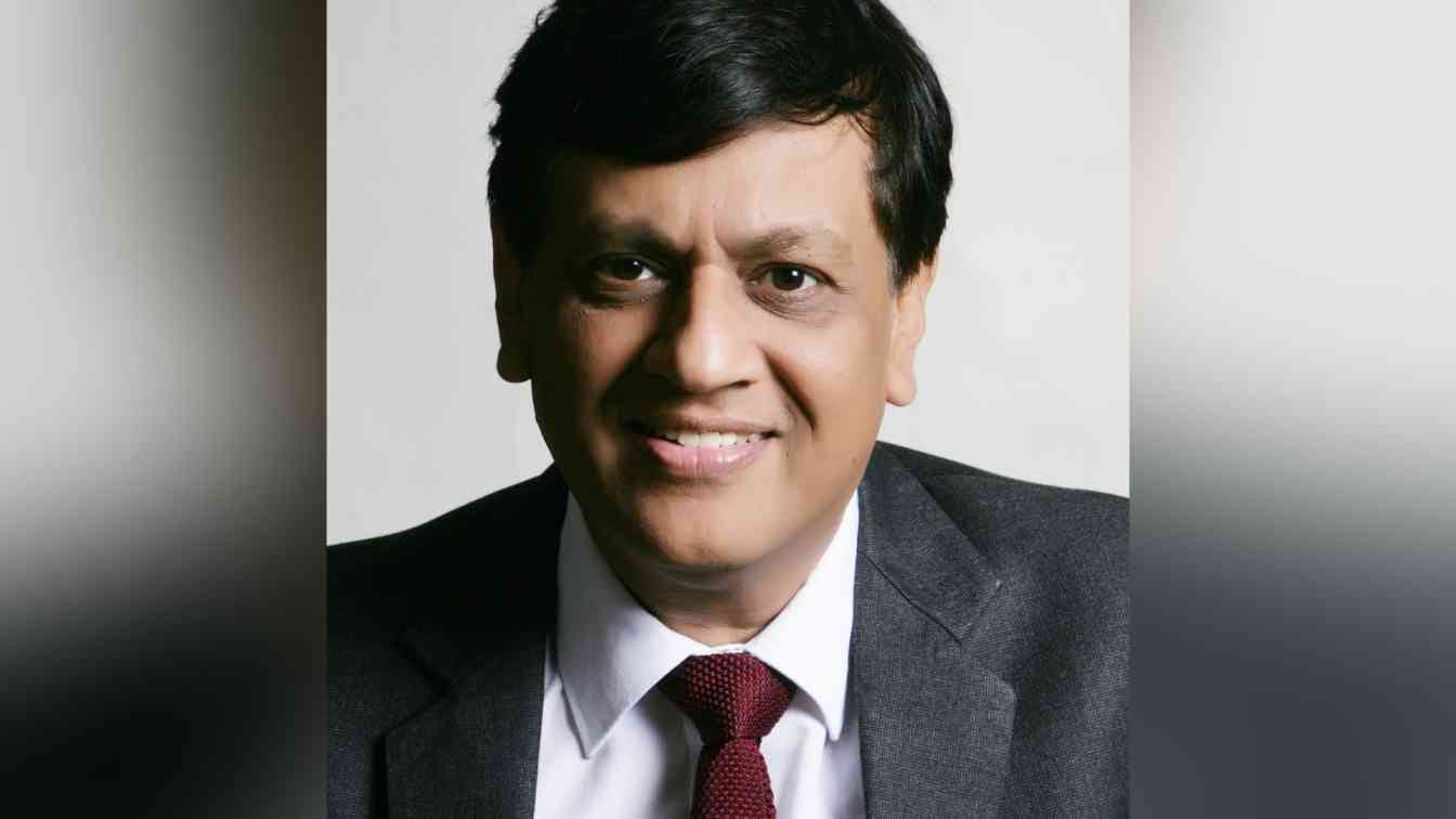 Atul Ahluwalia?blur=25