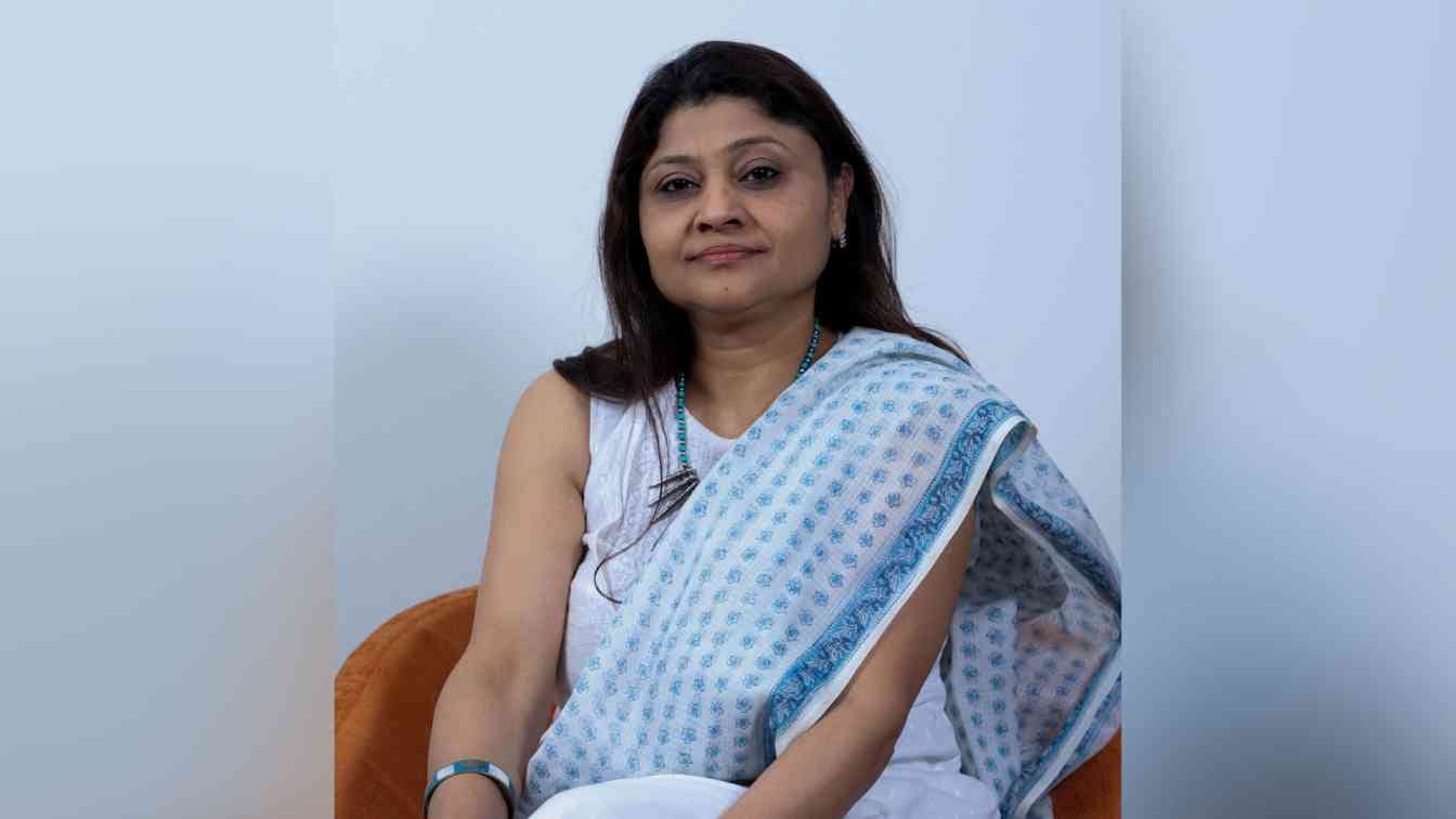 Anjali Malhotra?blur=25
