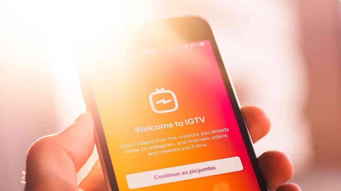 IGTV?blur=25