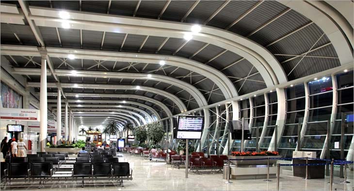 Airport License Fees?blur=25