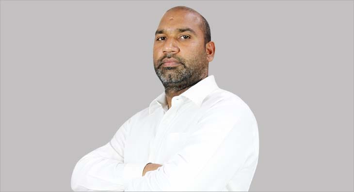 Saurabh Singh?blur=25