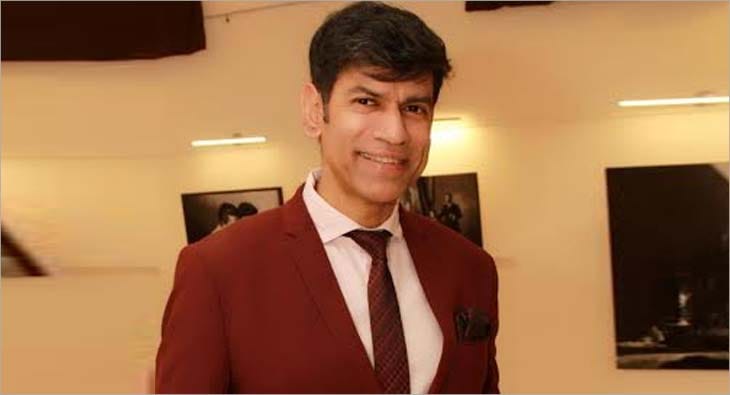 sunilChopra?blur=25