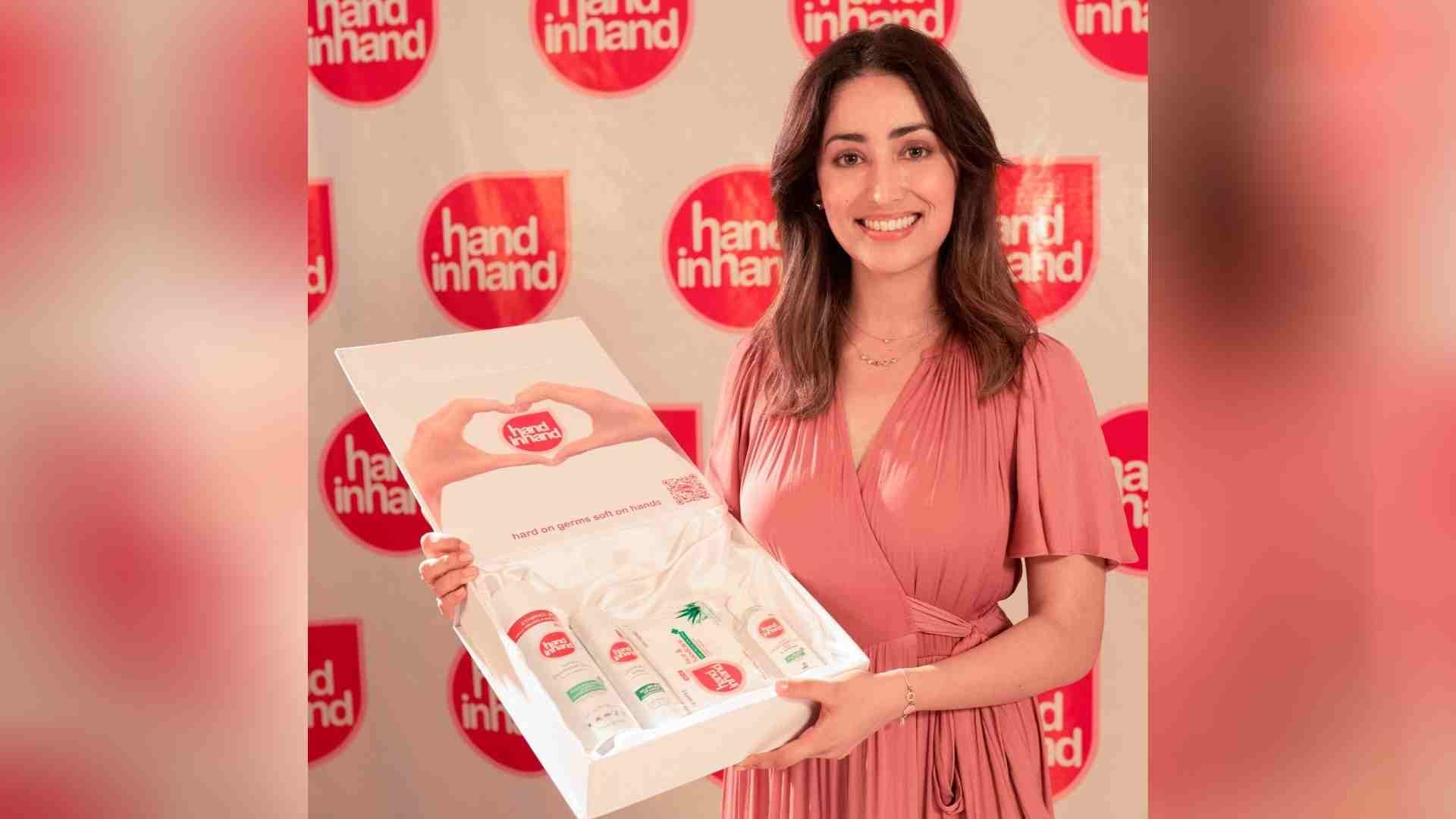 yami gautam?blur=25