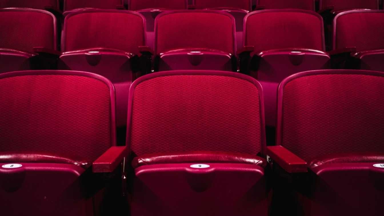 theatre?blur=25