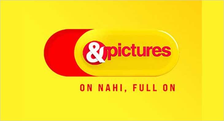 &pictures?blur=25