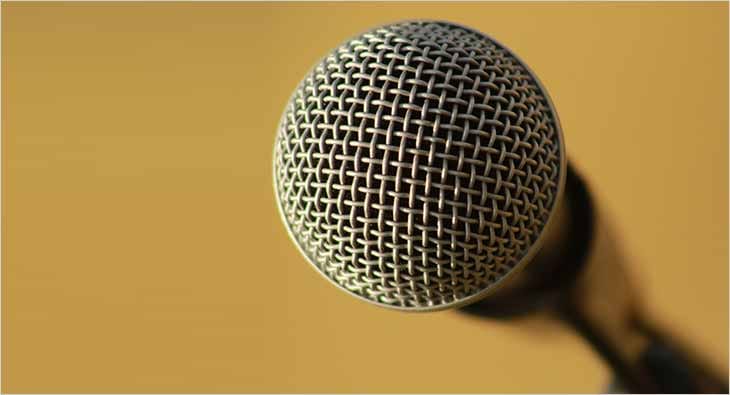 podcast?blur=25