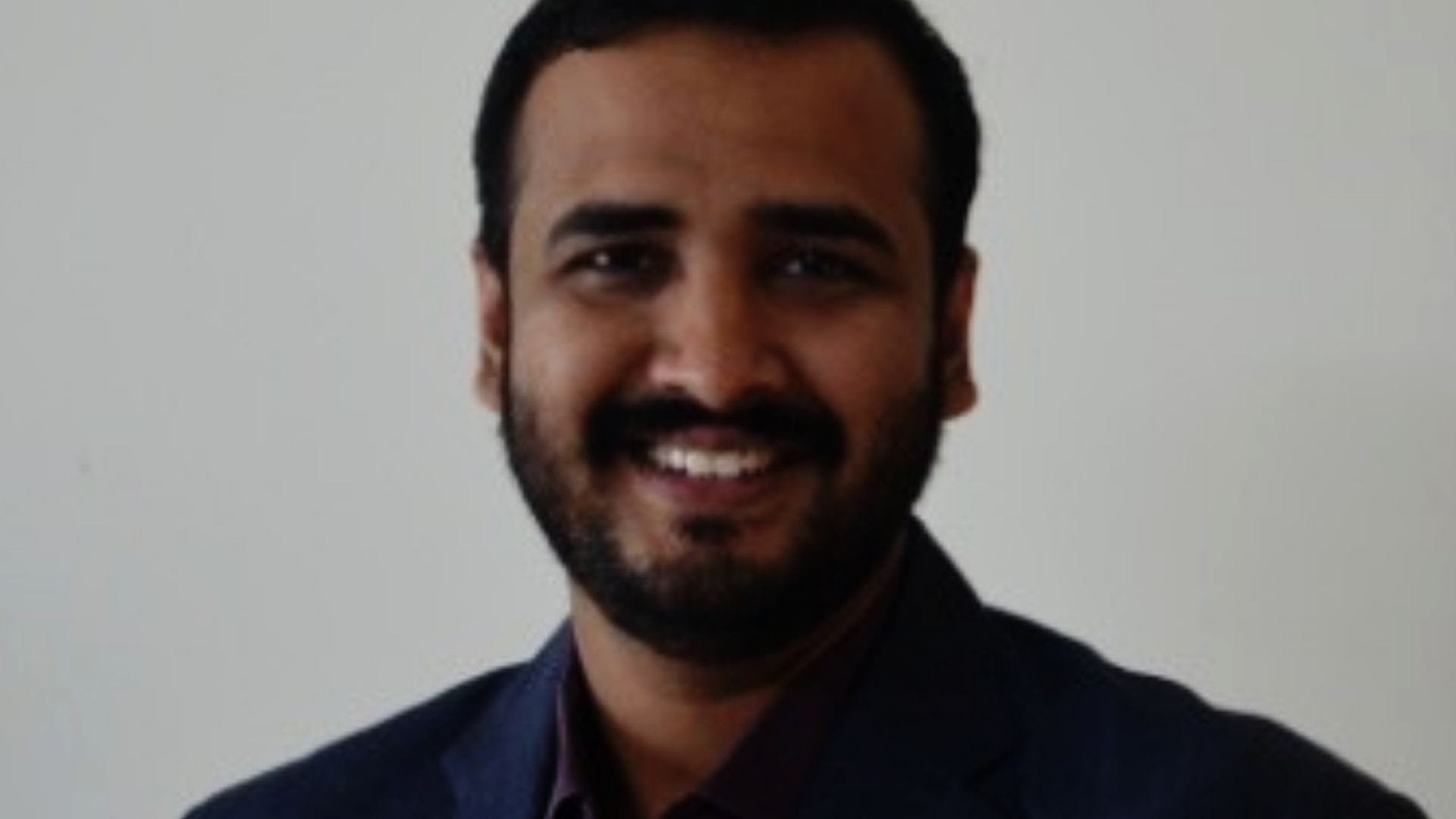 Naveen Sreenivasan?blur=25