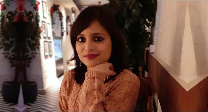 Akanksha Jain?blur=25