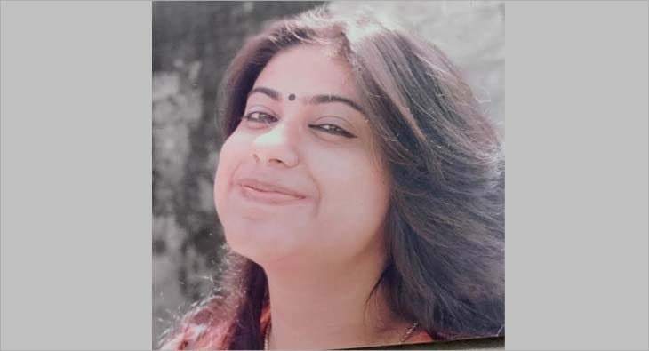 Paroma Roy?blur=25