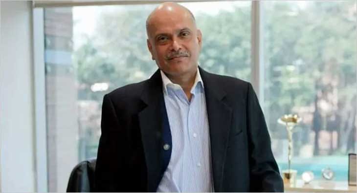 raghav bahl?blur=25