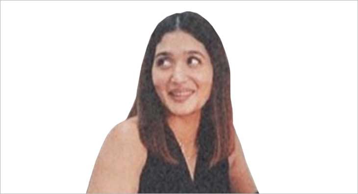 roopasharma?blur=25