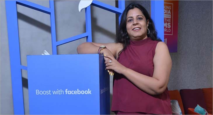 Facebook?blur=25