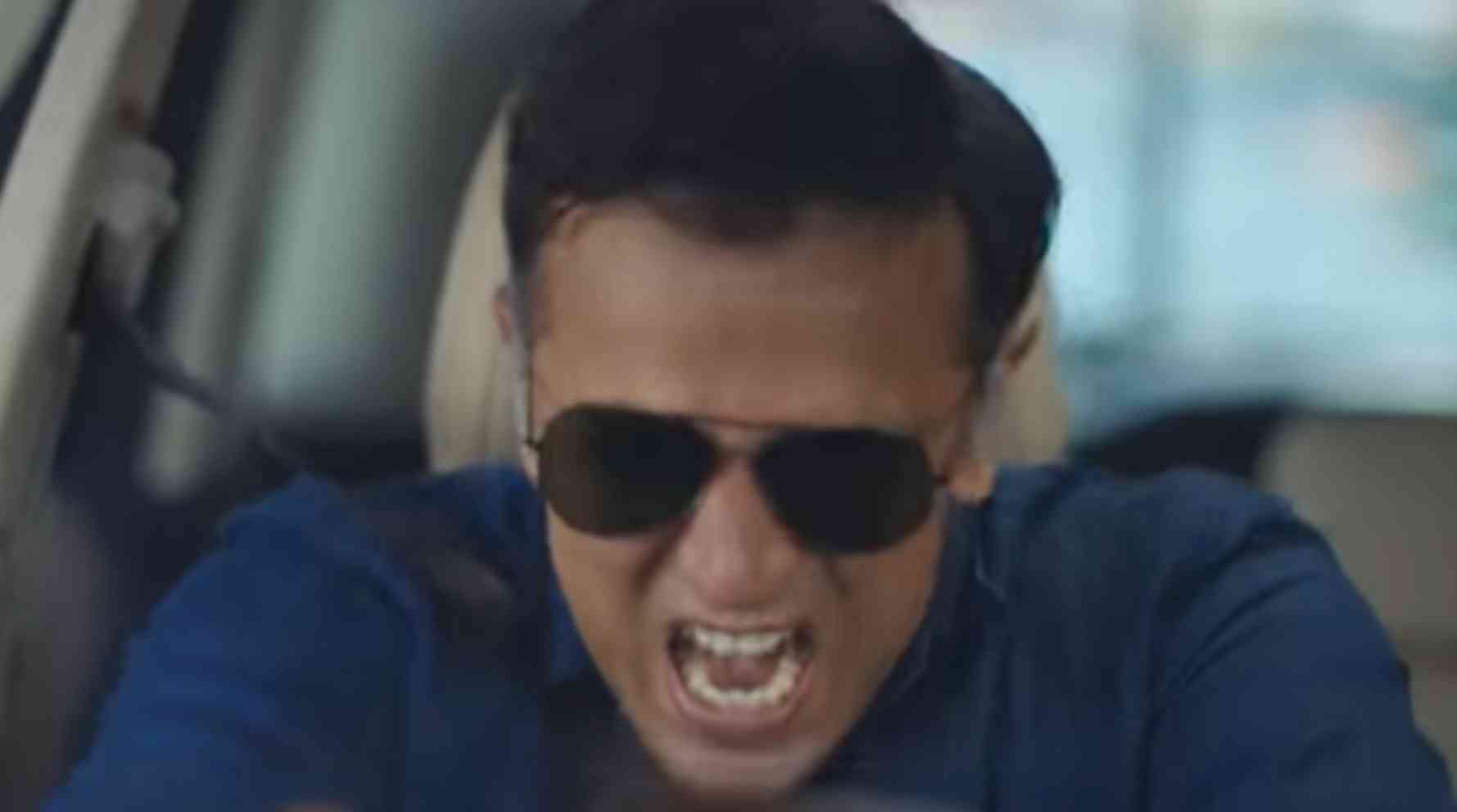 cred?blur=25