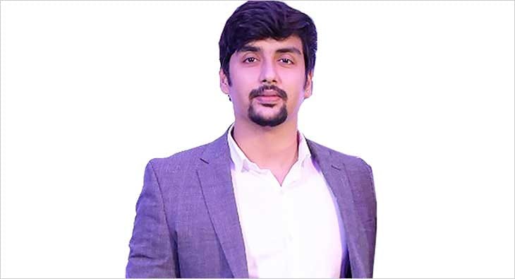 siddharth?blur=25