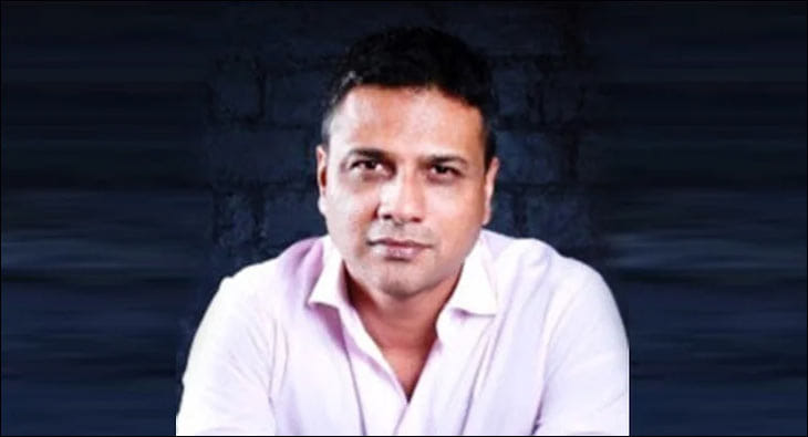 Zulfiqar Khan?blur=25