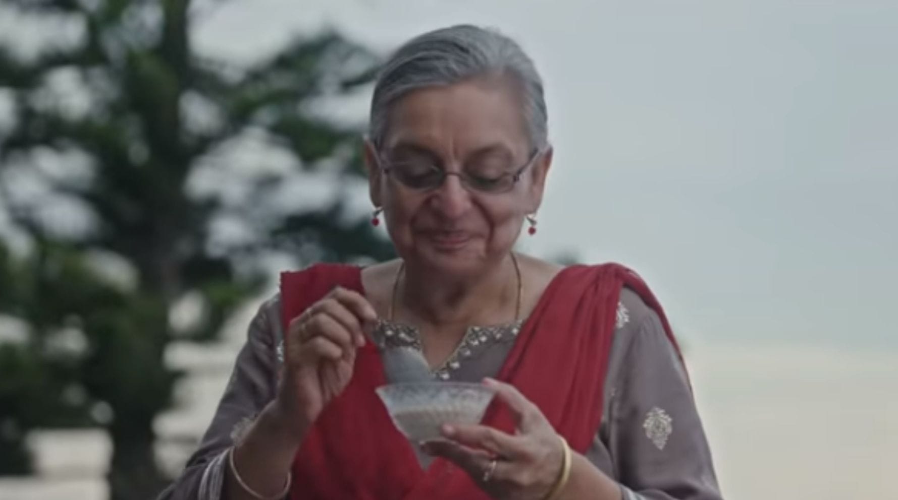 best ads?blur=25