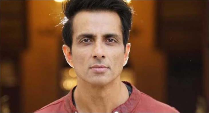 sonu sood?blur=25