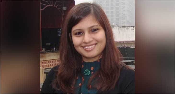 Urvashi Kar?blur=25