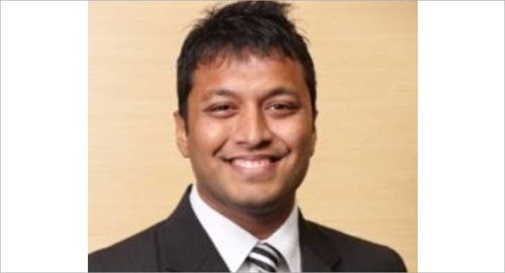 Piyush Choudhary?blur=25