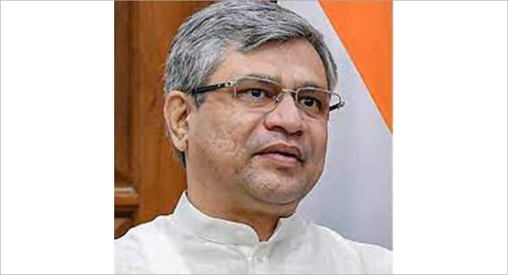 Communications & IT Minister?blur=25