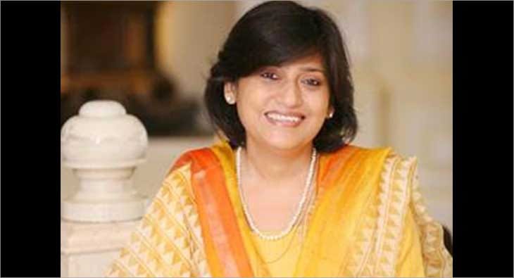 Nandini Chatterjee?blur=25