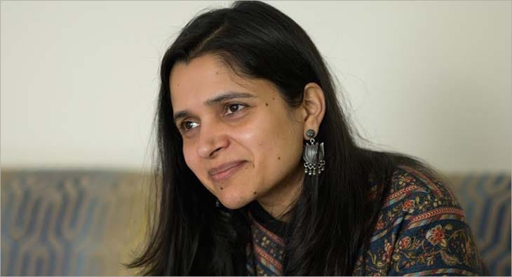 Komal Mehra?blur=25