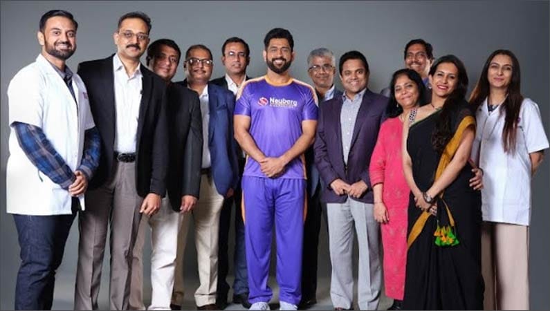 MS Dhoni?blur=25