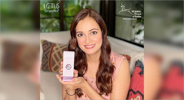 diya mirza?blur=25