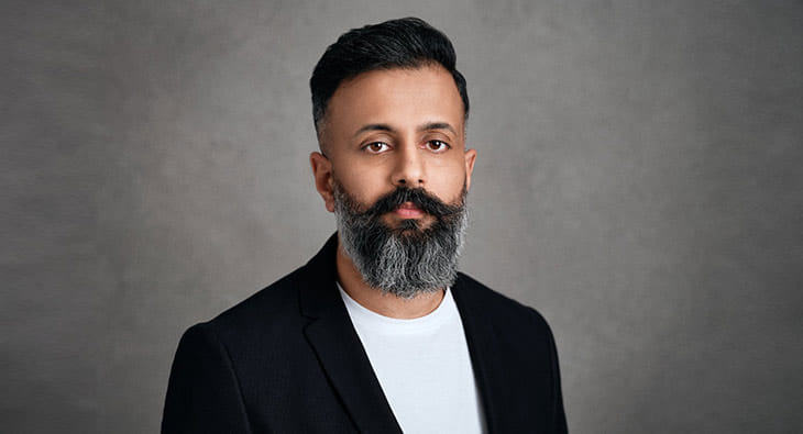 Vineet Singh?blur=25