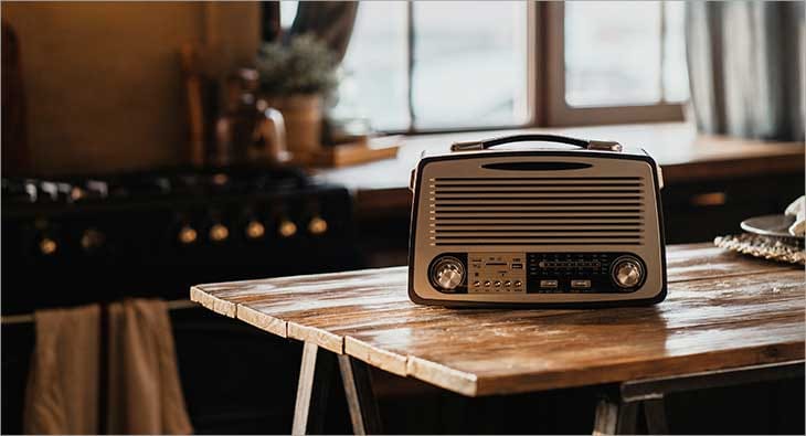 radio?blur=25