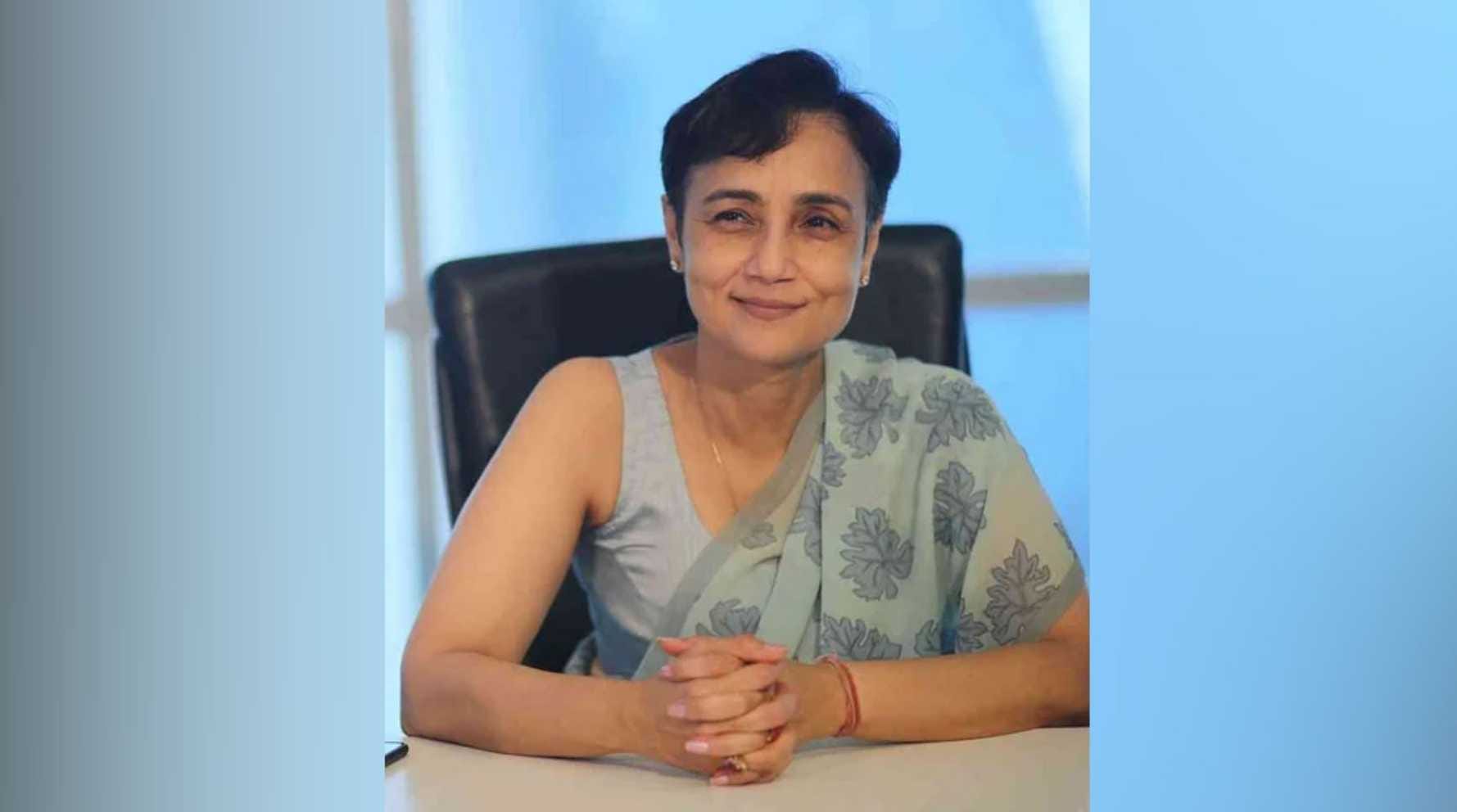 divya karani?blur=25