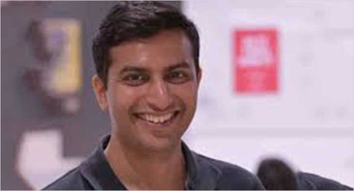 gaurav gupta?blur=25