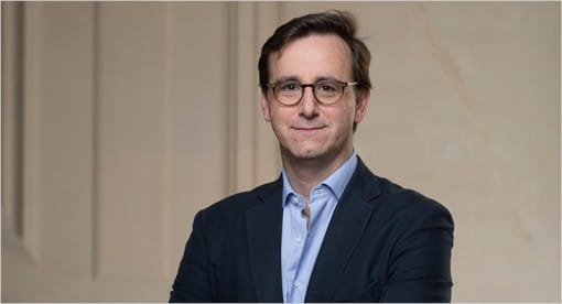 Guillaume Bacuvier?blur=25