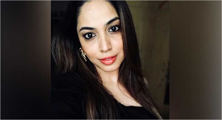 smita?blur=25