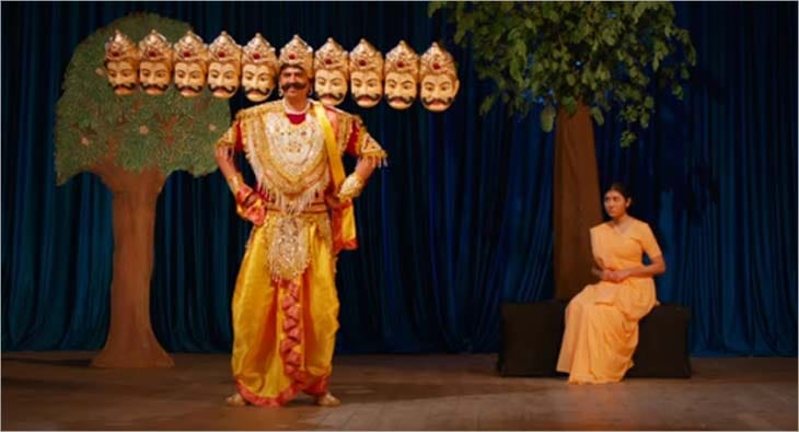 Raavan?blur=25