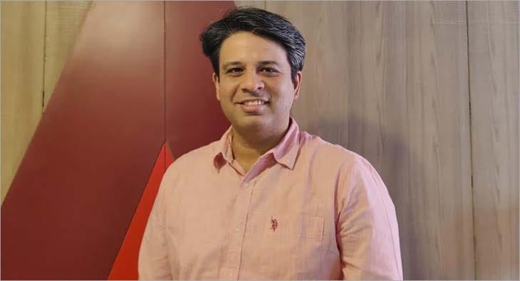 Gaurav Nijhawan?blur=25