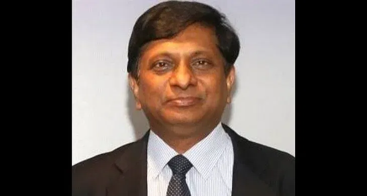 Apurva Chandra?blur=25