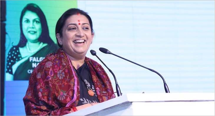 smriti irani?blur=25