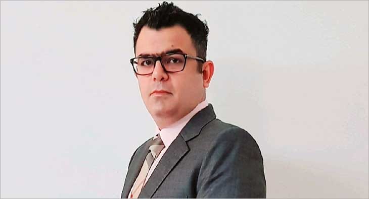 Saurabh Kapoor?blur=25