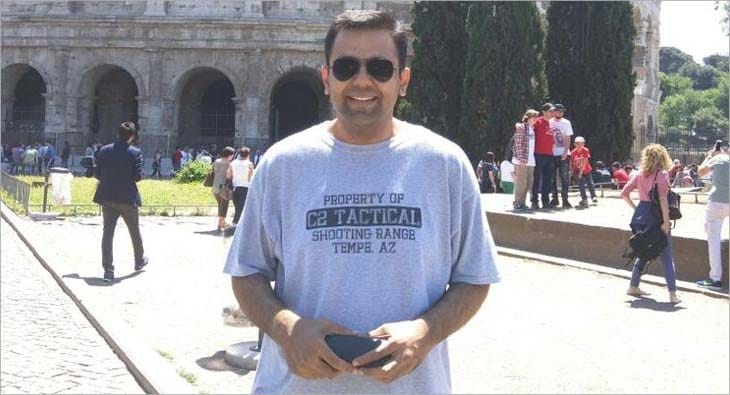 Gaurav Jain?blur=25