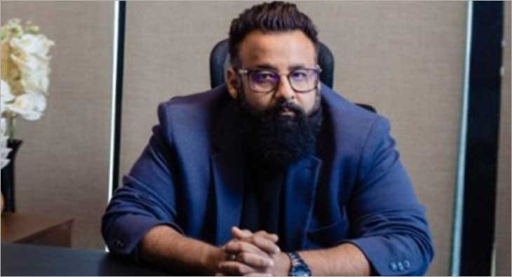 Nitin Gupta?blur=25