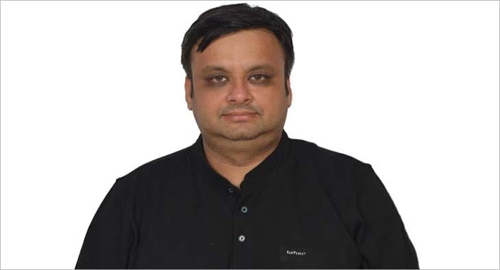 Anshuman Misra?blur=25