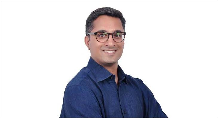 Mukund Seetharaman?blur=25